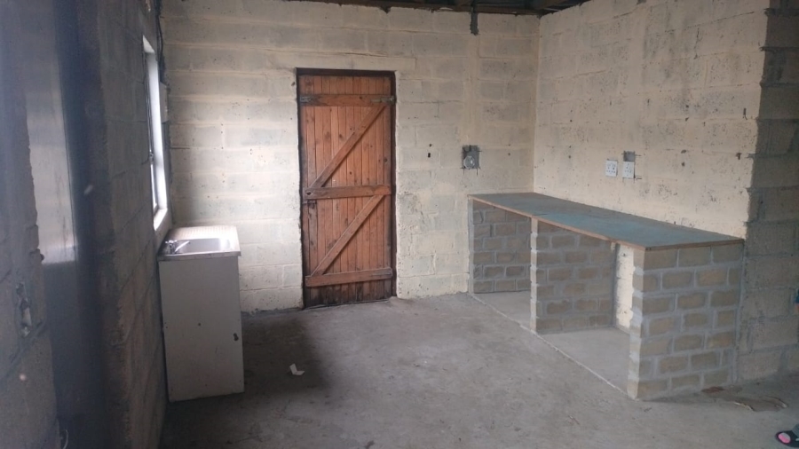  Bedroom Property for Sale in Lavender Hill Western Cape